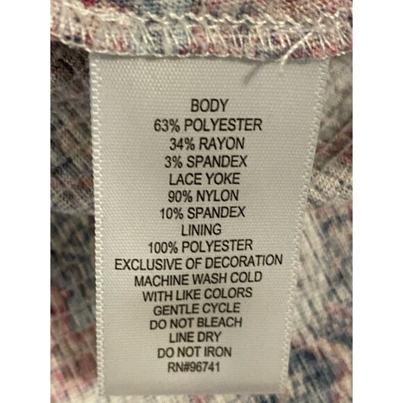 Signature 1 Studio Women Size Small Cold Shoulder Blouse Top Lace Accent - Picture 8 of 10